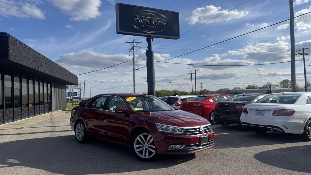 2018 Volkswagen Passat 2.0T SE w/ Technology Auto's photo