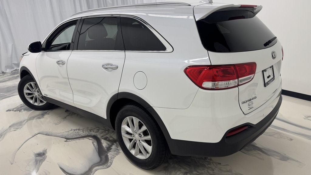 Photo 6 of this KIA SORENTO