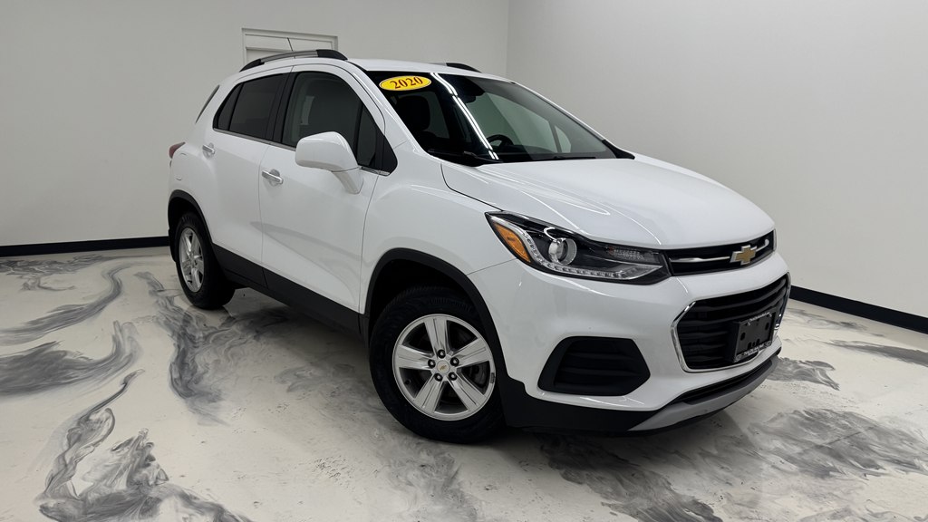 Photo 2 of this CHEVROLET TRAX