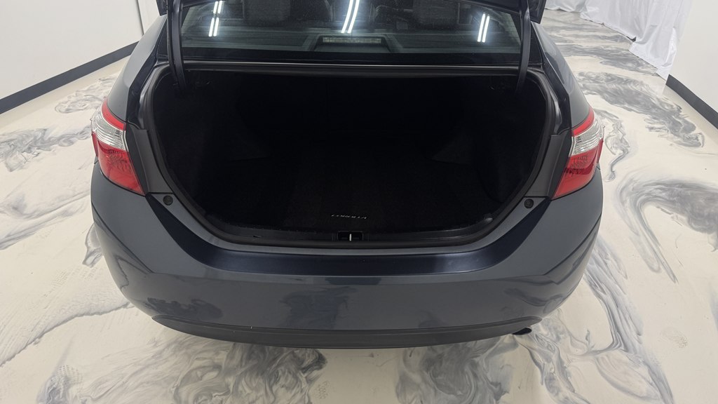 Photo 10 of this TOYOTA COROLLA
