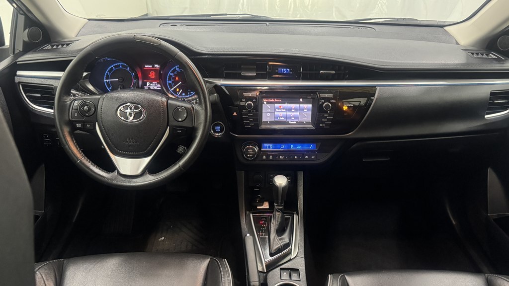 Photo 23 of this TOYOTA COROLLA