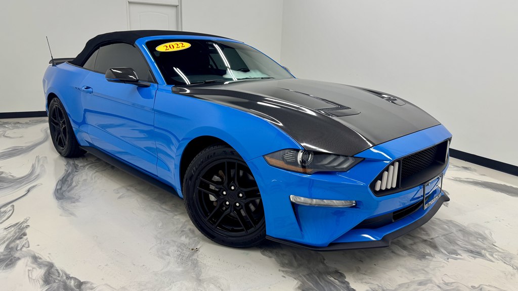 Photo 2 of this FORD MUSTANG