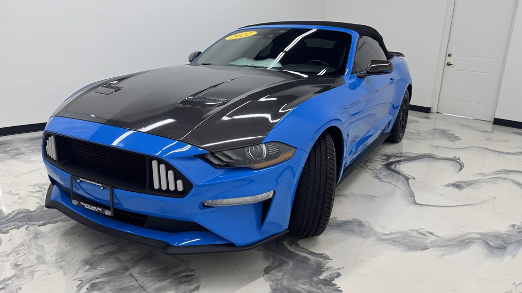 Photo 5 of this FORD MUSTANG