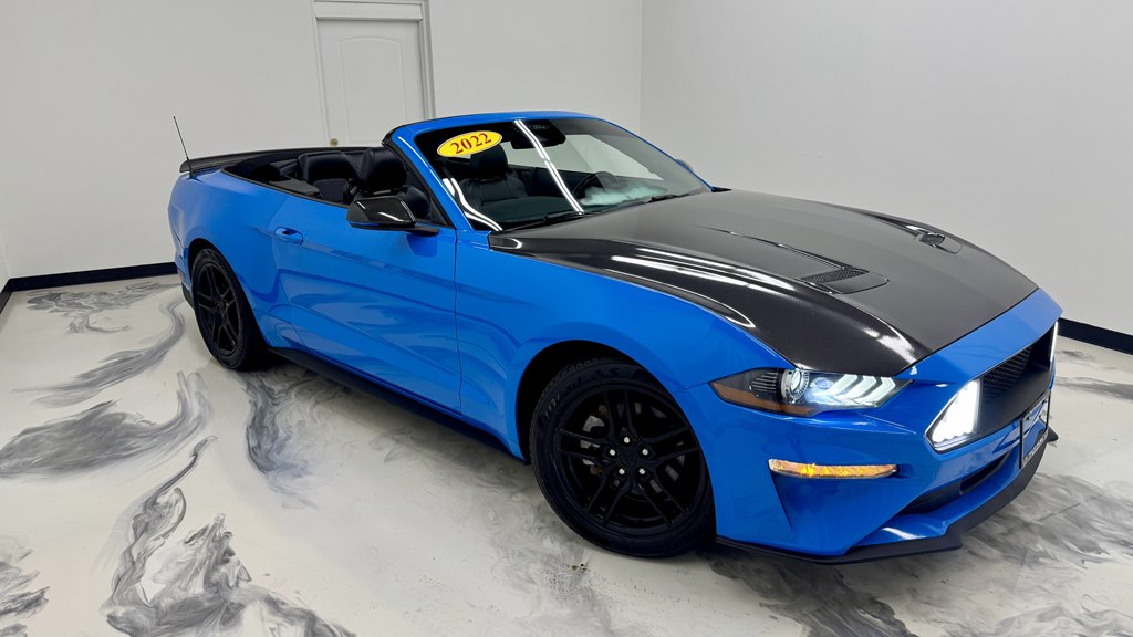 Photo 3 of this FORD MUSTANG