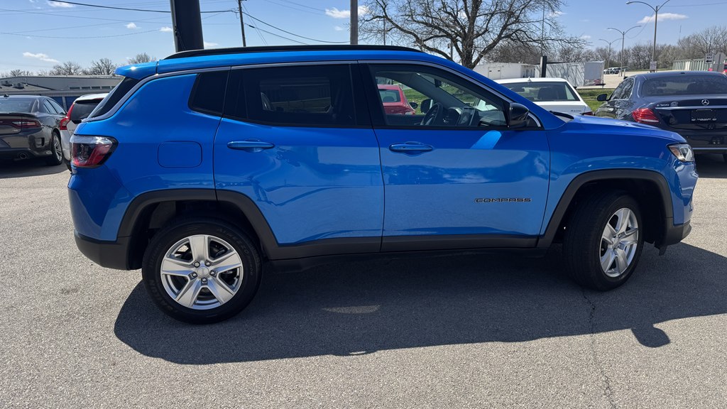 Photo 9 of this JEEP COMPASS