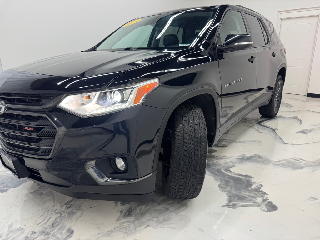 Photo 4 of this CHEVROLET TRAVERSE