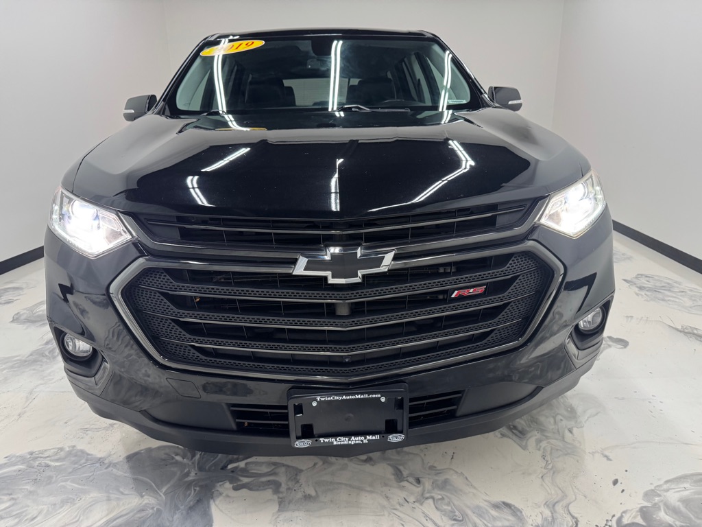 Photo 3 of this CHEVROLET TRAVERSE