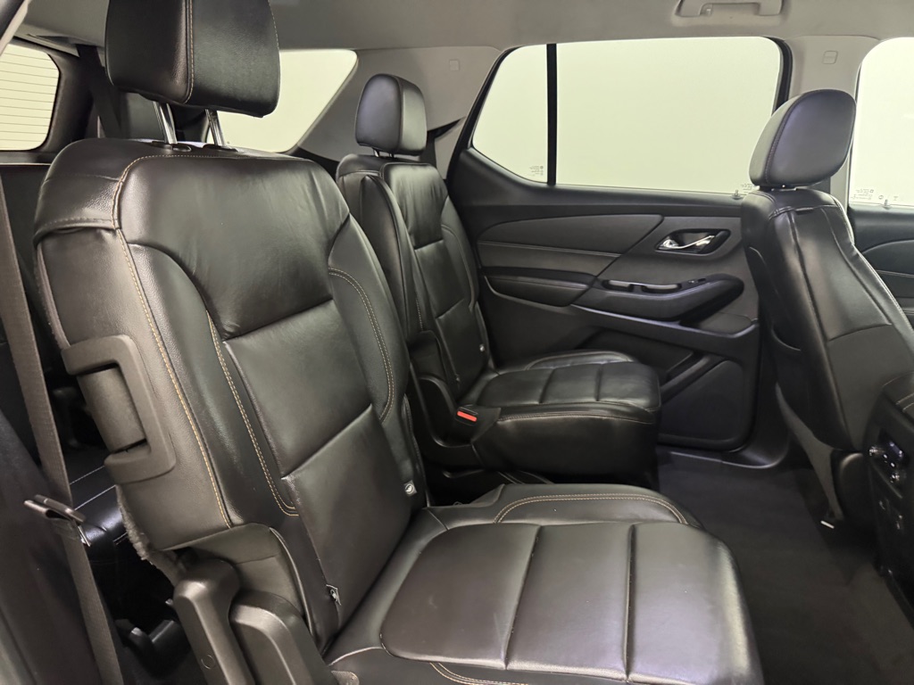 Photo 17 of this CHEVROLET TRAVERSE