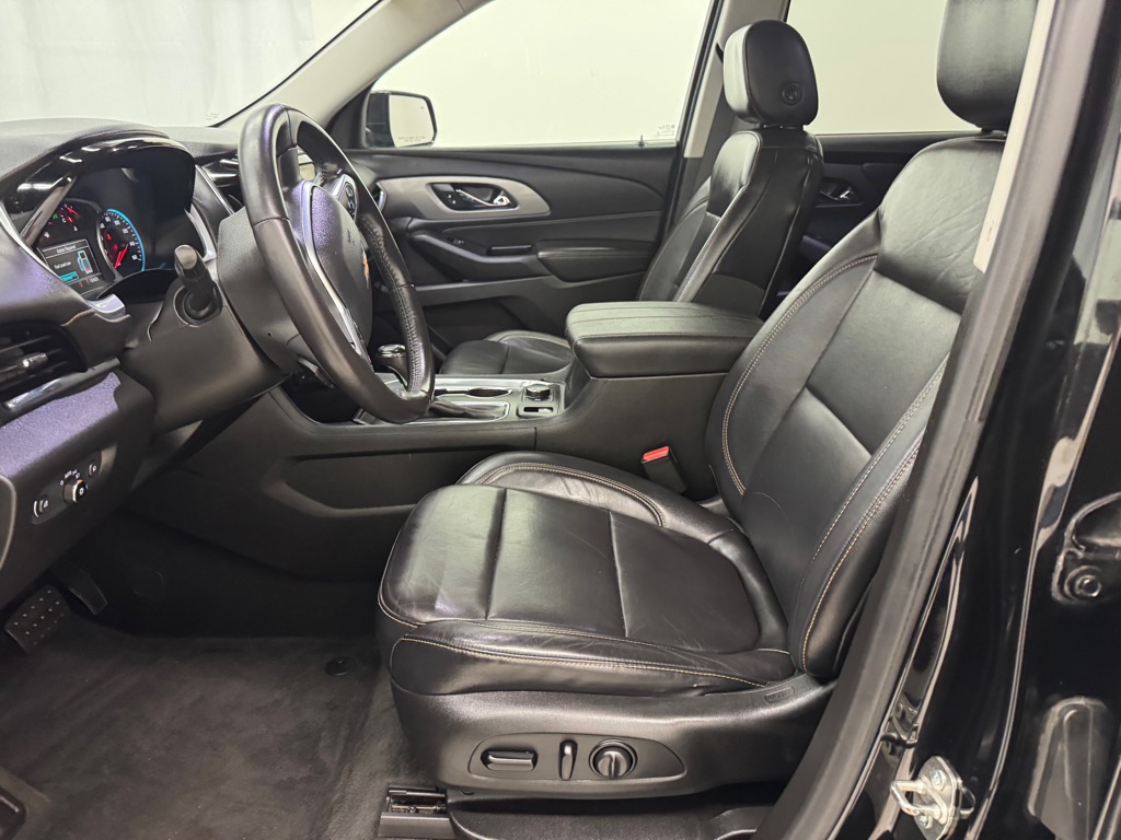 Photo 24 of this CHEVROLET TRAVERSE
