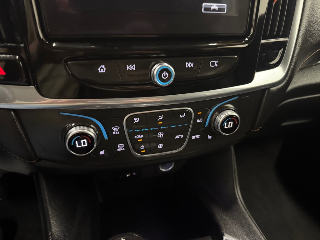 Photo 28 of this CHEVROLET TRAVERSE