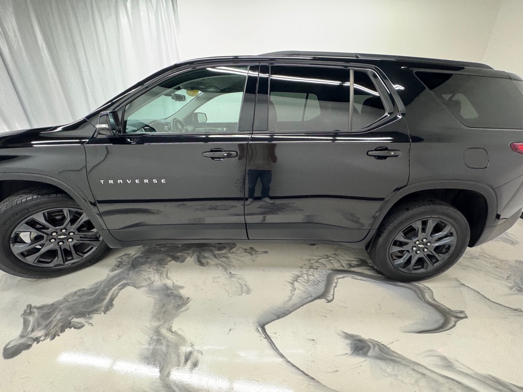 Photo 5 of this CHEVROLET TRAVERSE