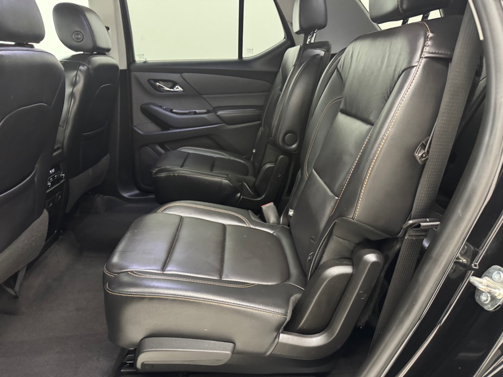 Photo 22 of this CHEVROLET TRAVERSE
