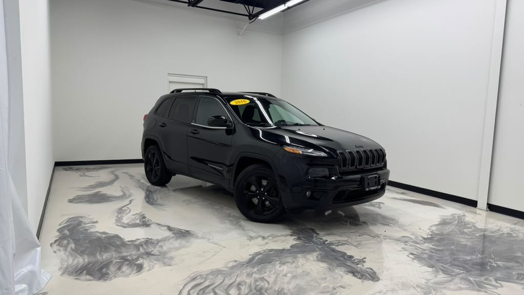 Photo 4 of this JEEP CHEROKEE