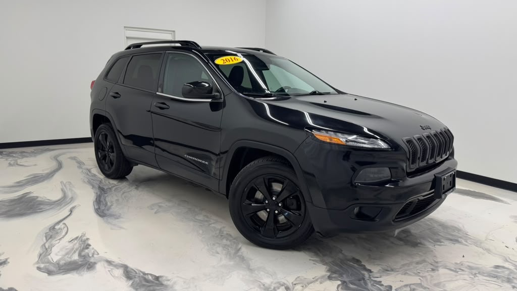 Photo 5 of this JEEP CHEROKEE