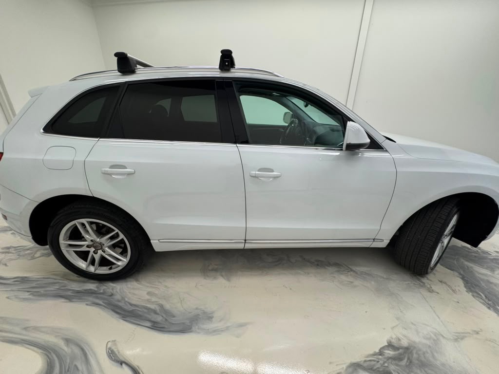 Photo 9 of this AUDI Q5