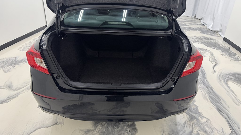 Photo 10 of this HONDA ACCORD