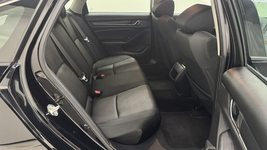 Photo 24 of this HONDA ACCORD