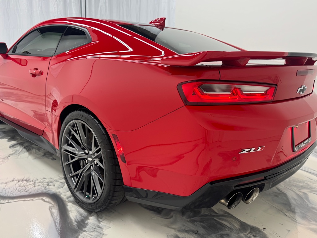 Photo 6 of this CHEVROLET CAMARO