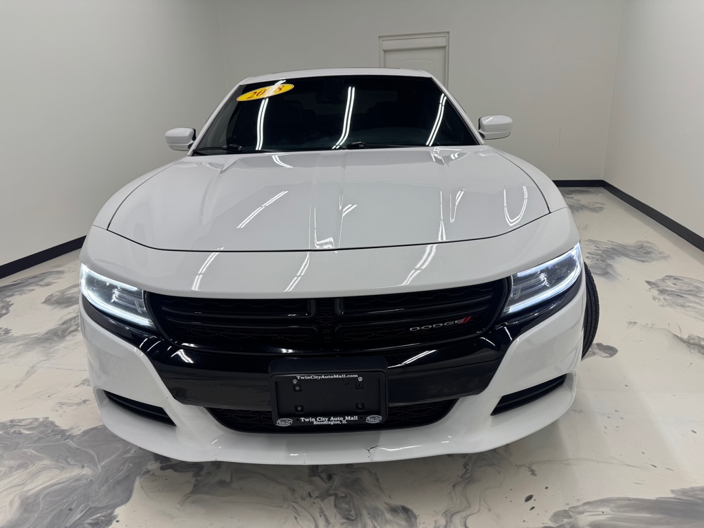 Photo 3 of this DODGE CHARGER