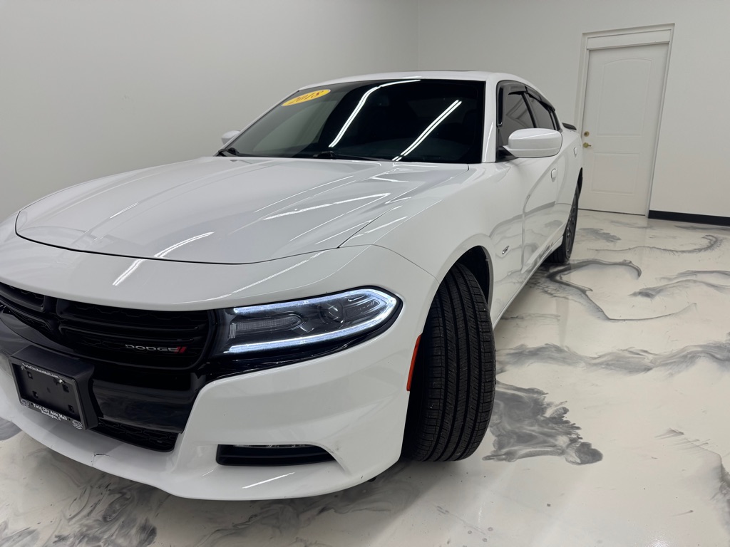 Photo 4 of this DODGE CHARGER