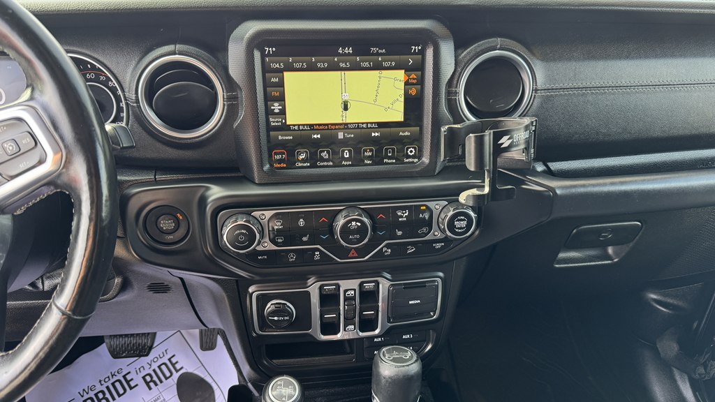 Photo 19 of this JEEP WRANGLER UNLIMI