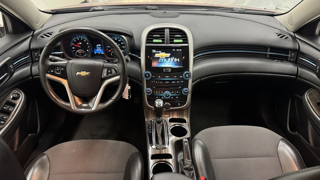 Photo 23 of this CHEVROLET MALIBU