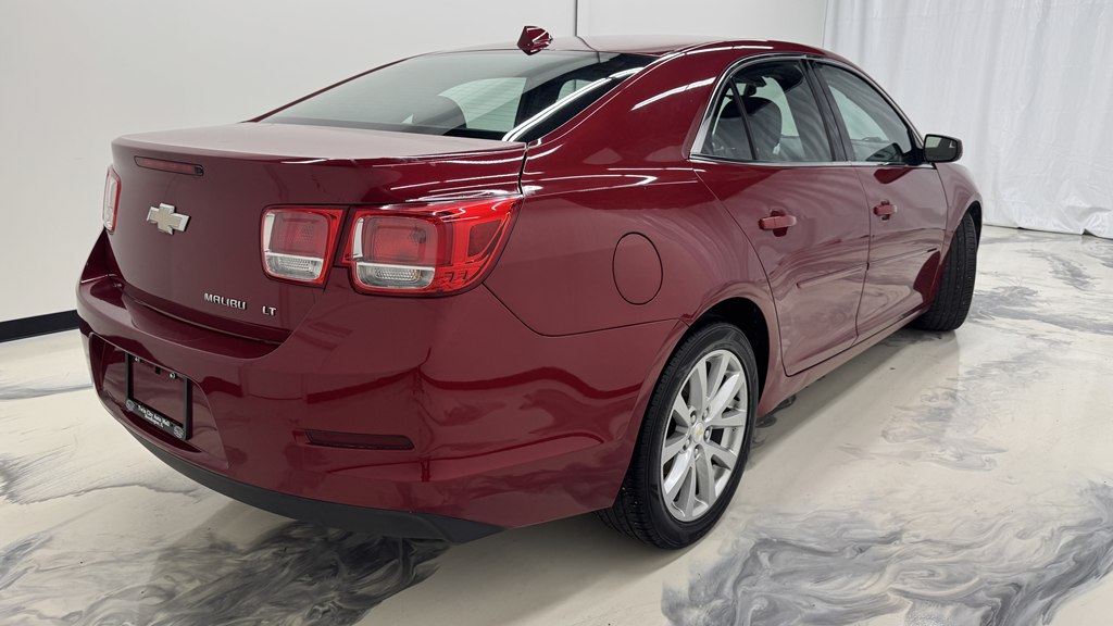 Photo 8 of this CHEVROLET MALIBU