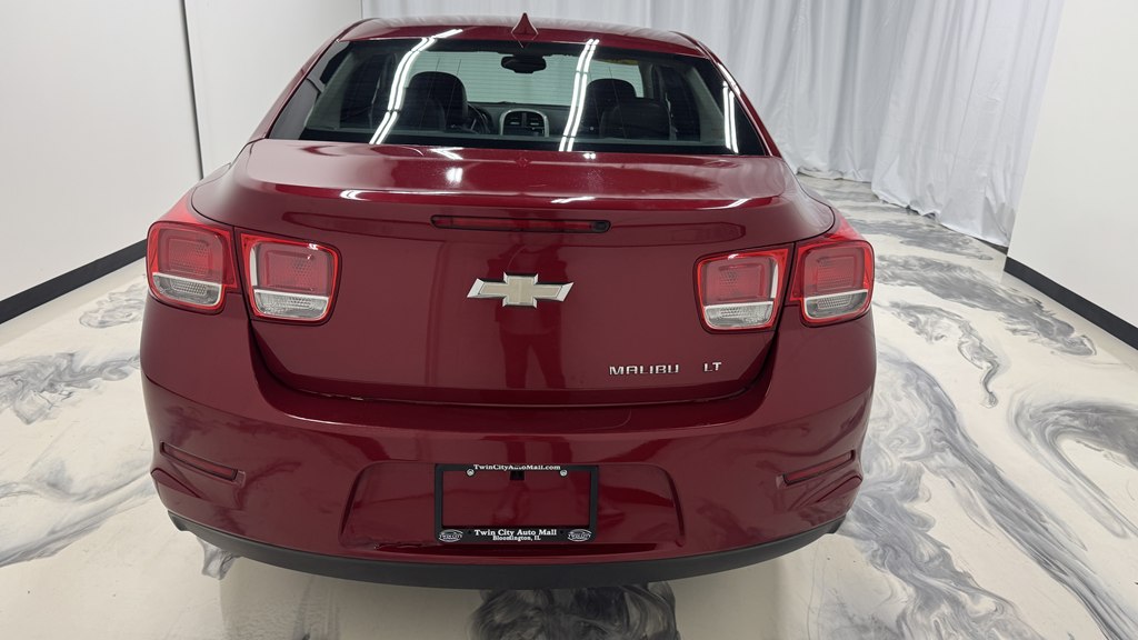Photo 7 of this CHEVROLET MALIBU