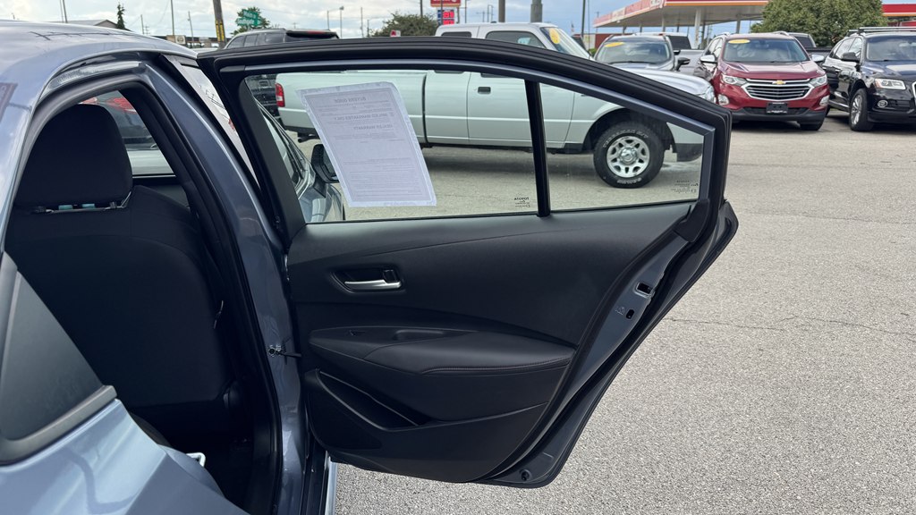Photo 24 of this TOYOTA COROLLA