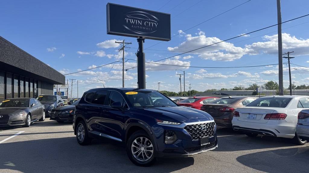 2020 Hyundai Santa Fe SE 2.4's photo
