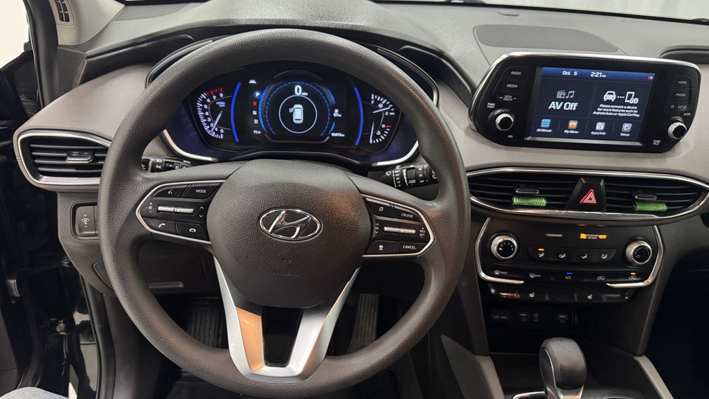 Photo 16 of this HYUNDAI SANTA FE