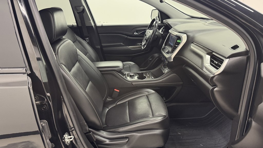 Photo 30 of this GMC ACADIA