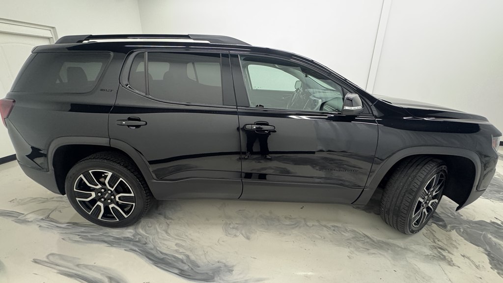 Photo 9 of this GMC ACADIA