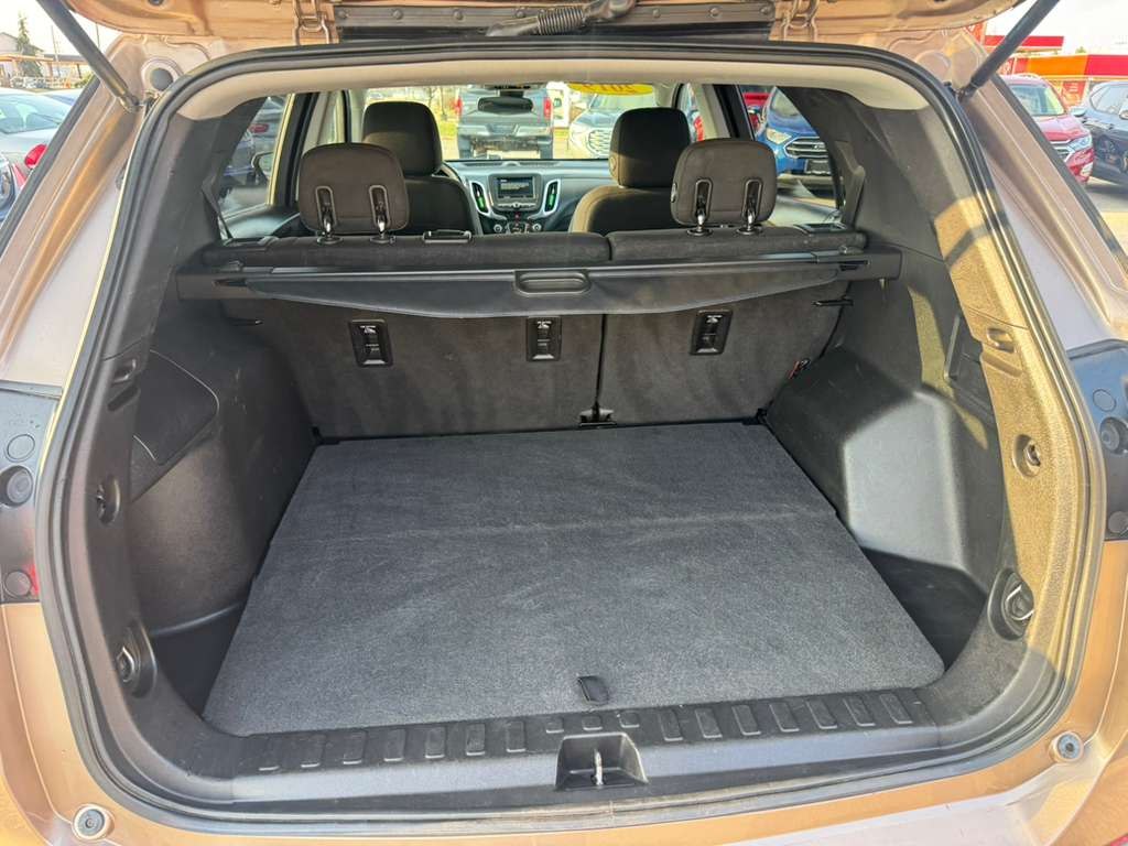 Photo 20 of this CHEVROLET EQUINOX
