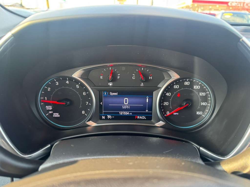 Photo 23 of this CHEVROLET EQUINOX
