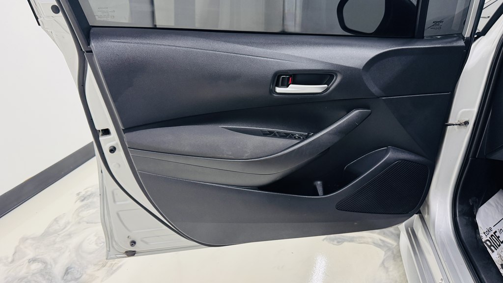 Photo 13 of this TOYOTA COROLLA