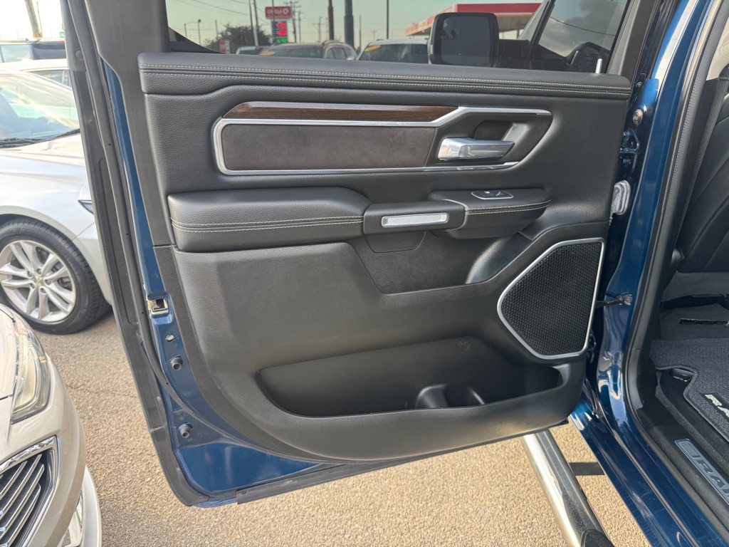 Photo 22 of this RAM 1500