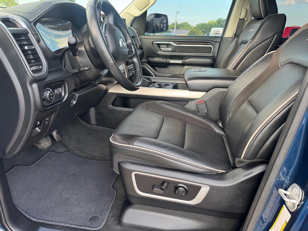 Photo 25 of this RAM 1500
