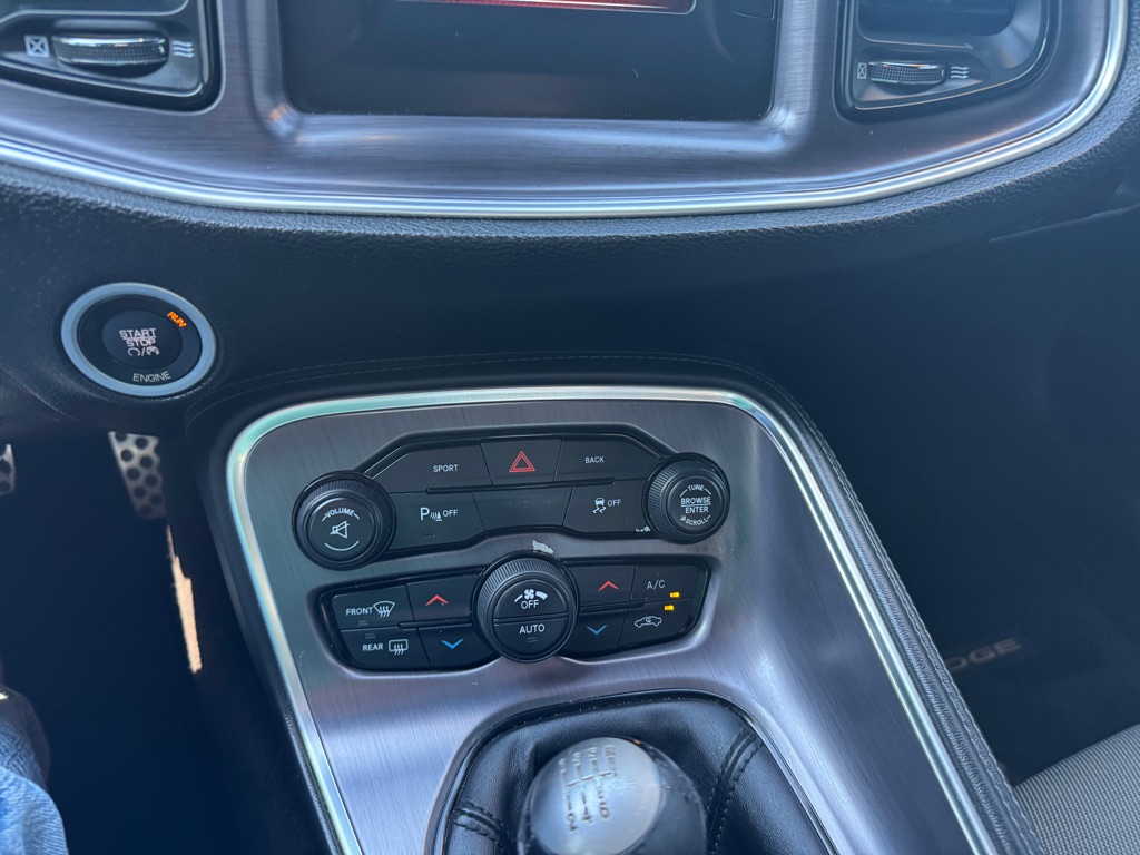 Photo 23 of this DODGE CHALLENGER