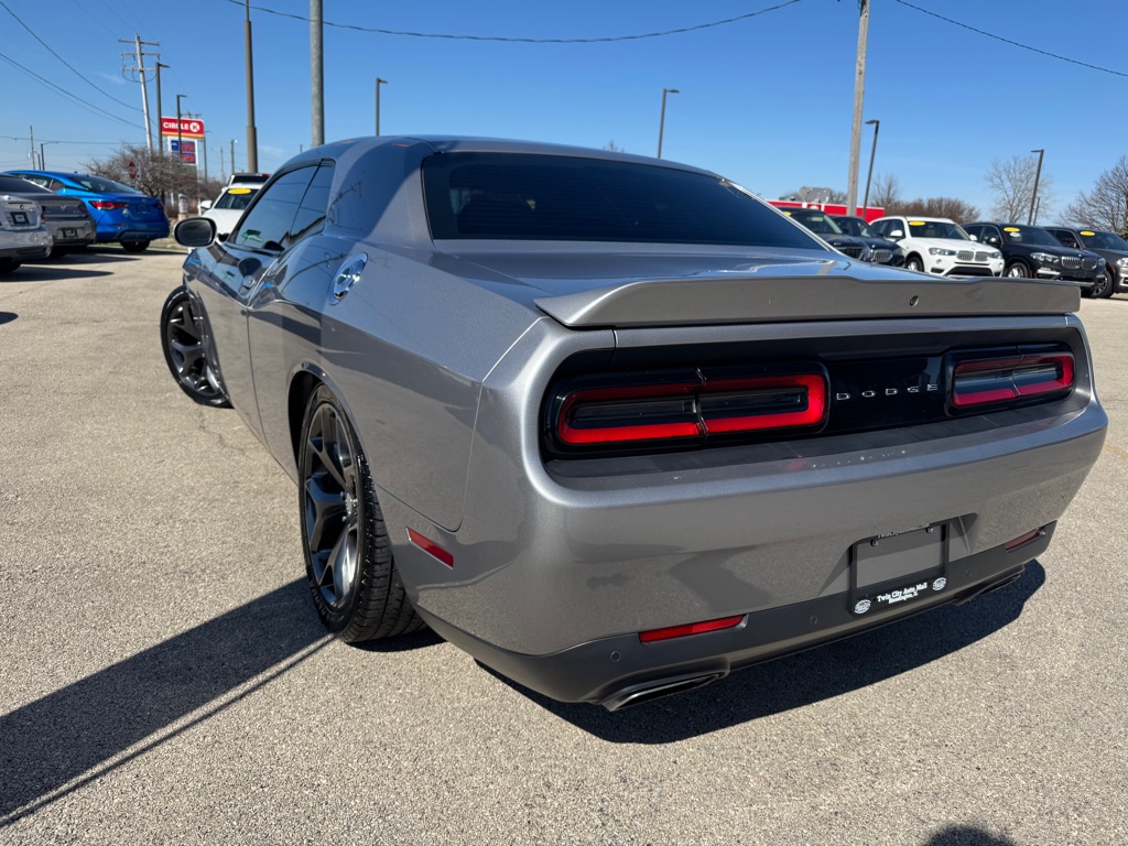 Photo 6 of this DODGE CHALLENGER