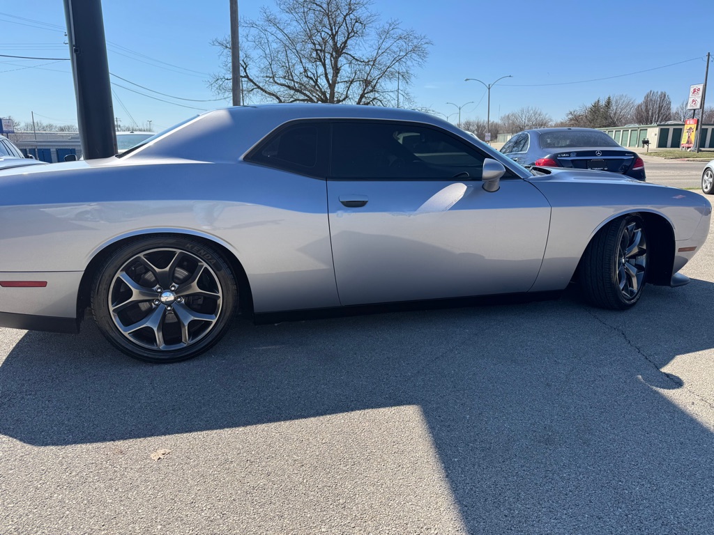 Photo 9 of this DODGE CHALLENGER