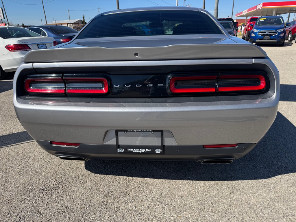 Photo 7 of this DODGE CHALLENGER