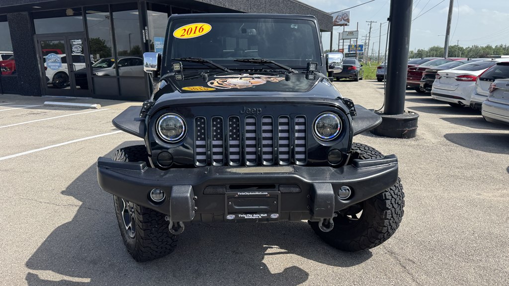 Photo 3 of this JEEP WRANGLER UNLIMI