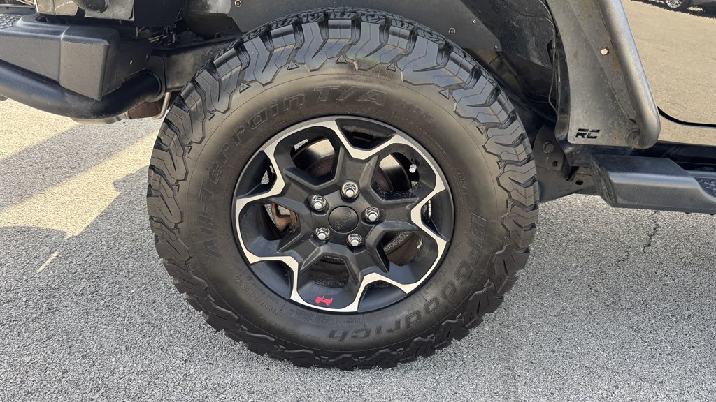 Photo 12 of this JEEP WRANGLER UNLIMI
