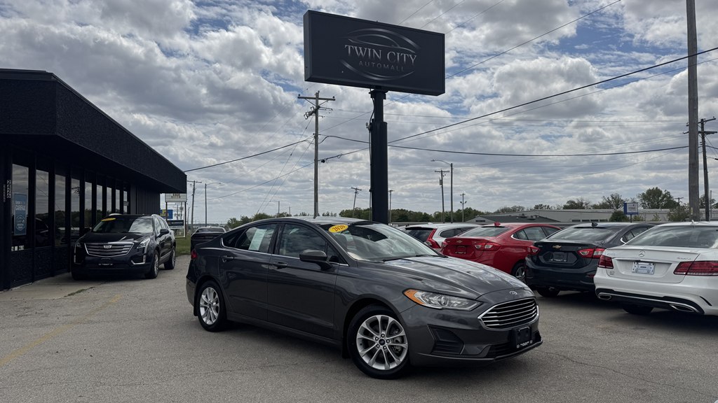 2020 Ford Fusion SE FWD's photo