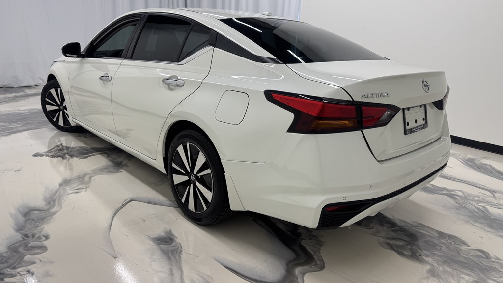 Photo 6 of this NISSAN ALTIMA