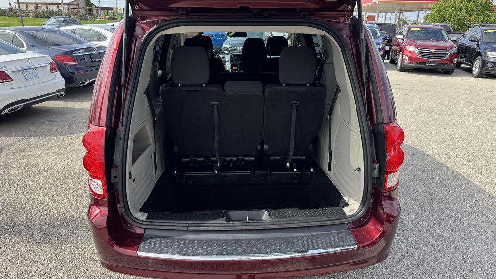 Photo 11 of this DODGE GRAND CARAVAN