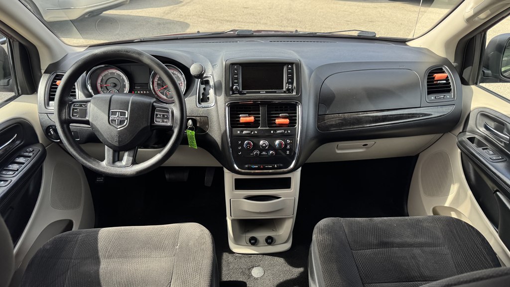 Photo 22 of this DODGE GRAND CARAVAN