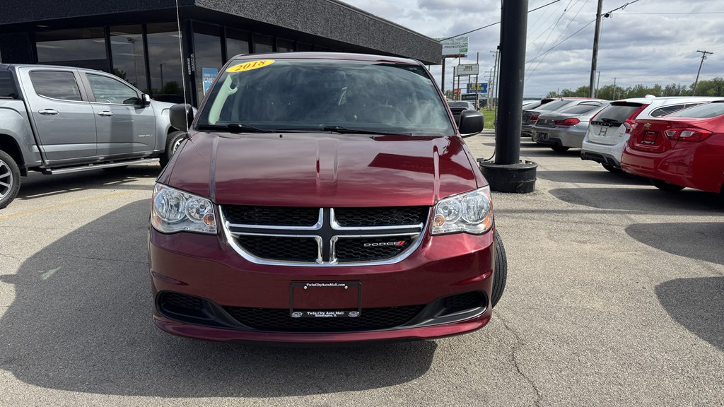 Photo 3 of this DODGE GRAND CARAVAN