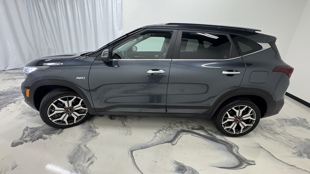 Photo 5 of this KIA SELTOS
